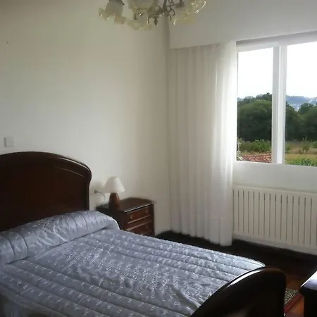 Casa Jardin 100m Playa Vacay Holiday home Bueu